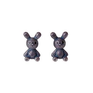 Sterling silver fashion bunny stud earrings